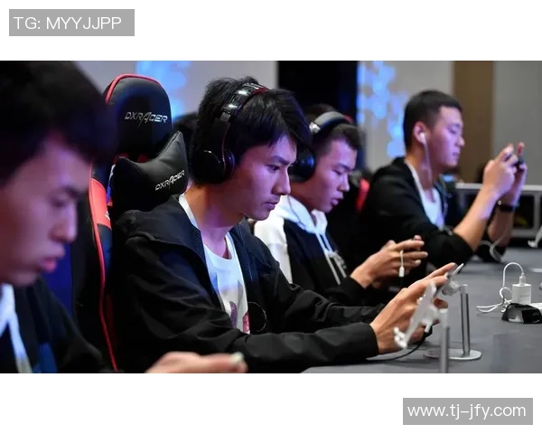 电竞成瘾现象分析:探讨过度沉迷电竞对青少年身心健康的影响与对策 电竞成瘾现象分析:探讨过度沉迷电竞对青少年身心健康的影响与对策